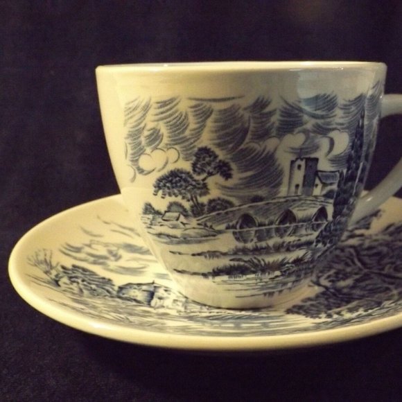 Wedgwood & Co. LTD. England Countryside Tea Cup and Saucer - Picture 3 of 8